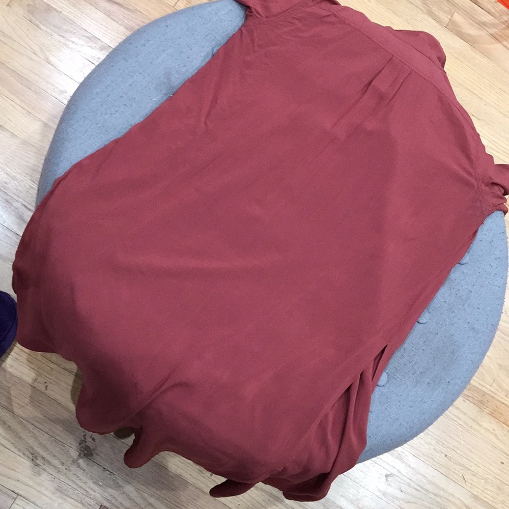 Long buttoned blouse - Picture 4 of 4